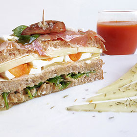 Pastel De Jamon y Queso Manchego Las Terceras