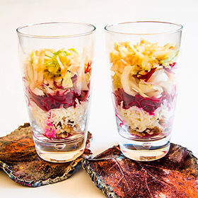 Ensalada de verduras, nueces y queso manchego curado D.O.P. Las Terceras