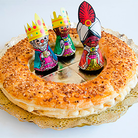 Roscón de Reyes con mouse de queso manchego semicurado D.O.P. Las Terceras y crema de membrillo
