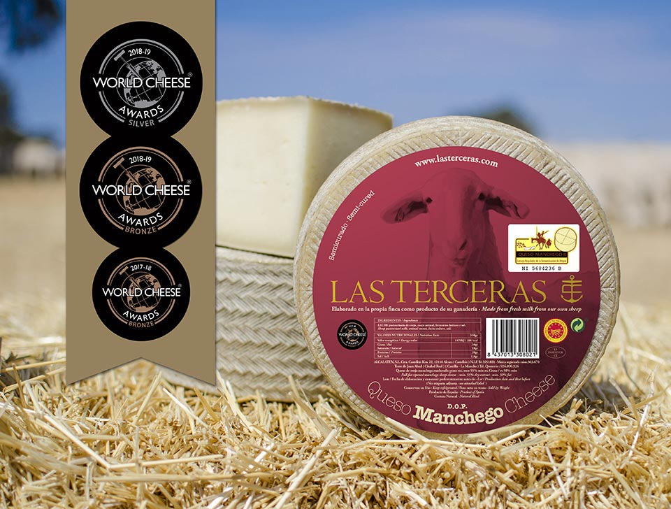 Queso Manchego Semicurado Pasteurizado D.O.P. Las Terceras ha recibido una medalla de Plata en la categoría de Queso Semiduro puro de leche de oveja