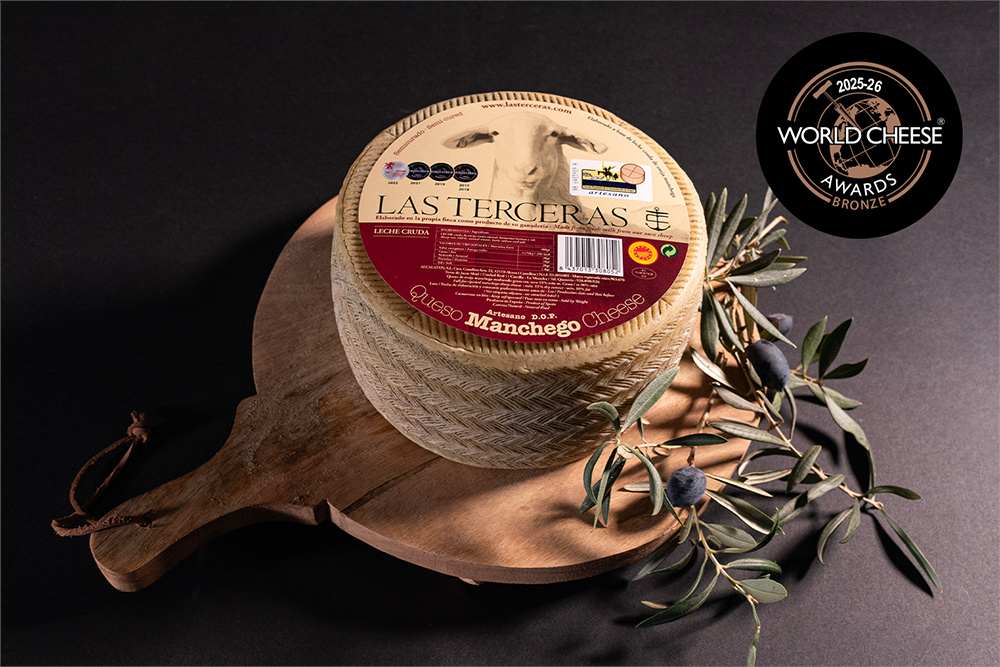 Medalla de bronce al queso manchego semicurado artesano DOP en el World Cheese Awards 2025