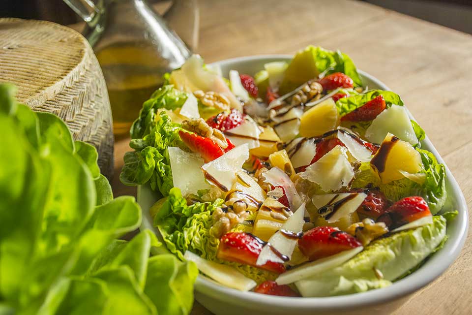 Ensalada Tropical con Queso Manchego Las Terceras D.O.P.