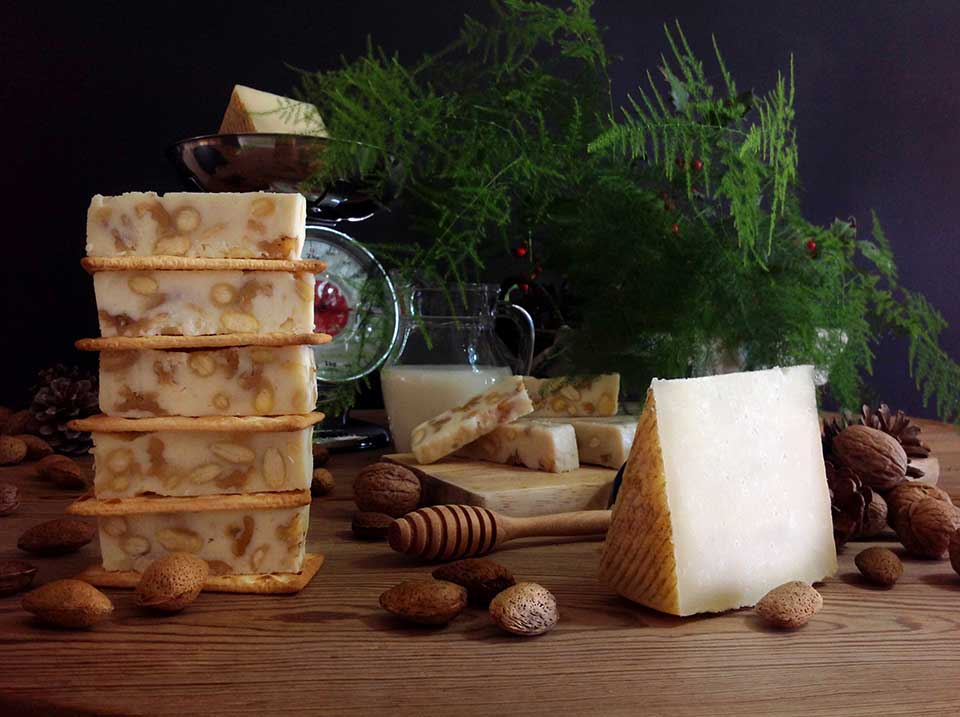 Turrón de Queso Manchego Las Terceras D.O.P. con frutos secos
