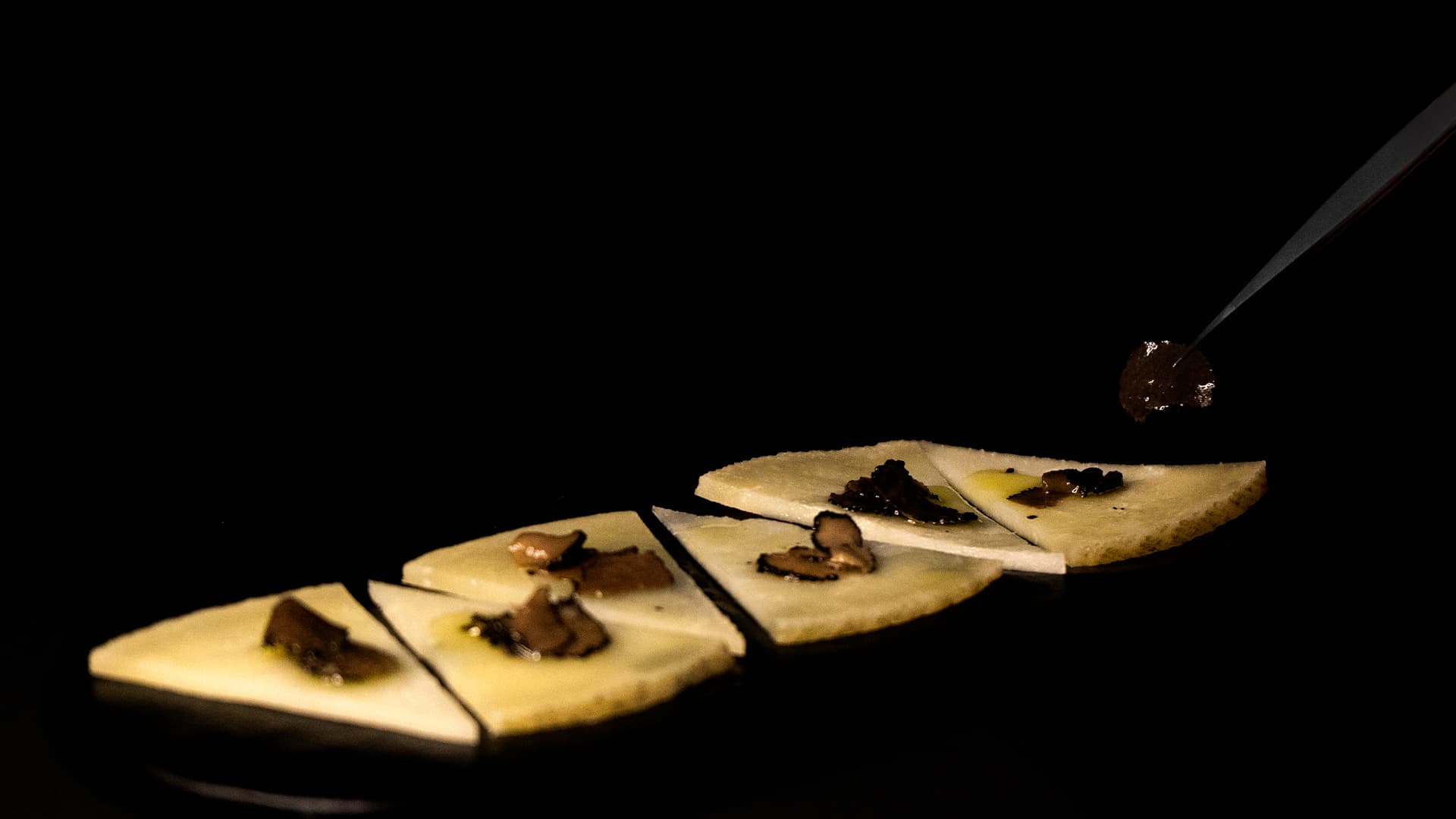 Queso manchego con trufa negra