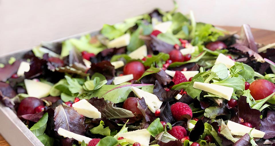 Ensalada de frutos rojos y Queso Manchego Semicurado D.O.P. Las Terceras
