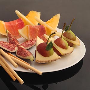 Antipasto with Manchego cheese Las Terceras P.D.O.