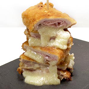 Torre de lomo relleno de jamón de york y Queso Manchego D.O.P. Las Terceras