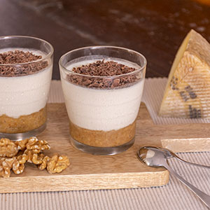 Vasitos de Crema de Queso semicurado Las Terceras D.O.P., con base de galleta
