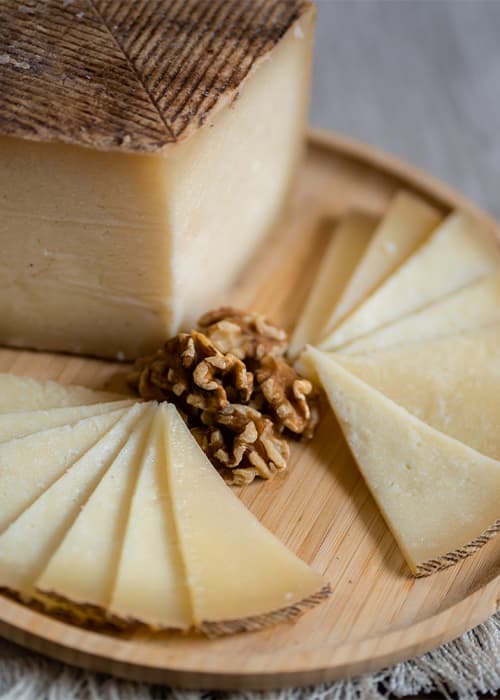 Manchego cheese with walnuts