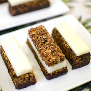 Mueslis caseros de chocolate y queso tierno El Becerril