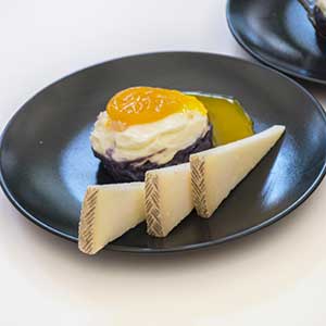 Purple potatoes purée with Las Terceras cream cheese