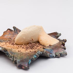 Quenelle de queso manchego manchego semicurado Las Terceras D.O.P. y manzana