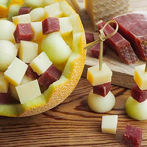 Queso manchego semicurado Las Terceras D.O.P. y melón con jamón
