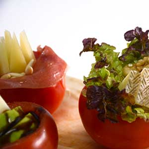 Tris de tomates rellenos con queso manchego curado Las Terceras D.O.P.