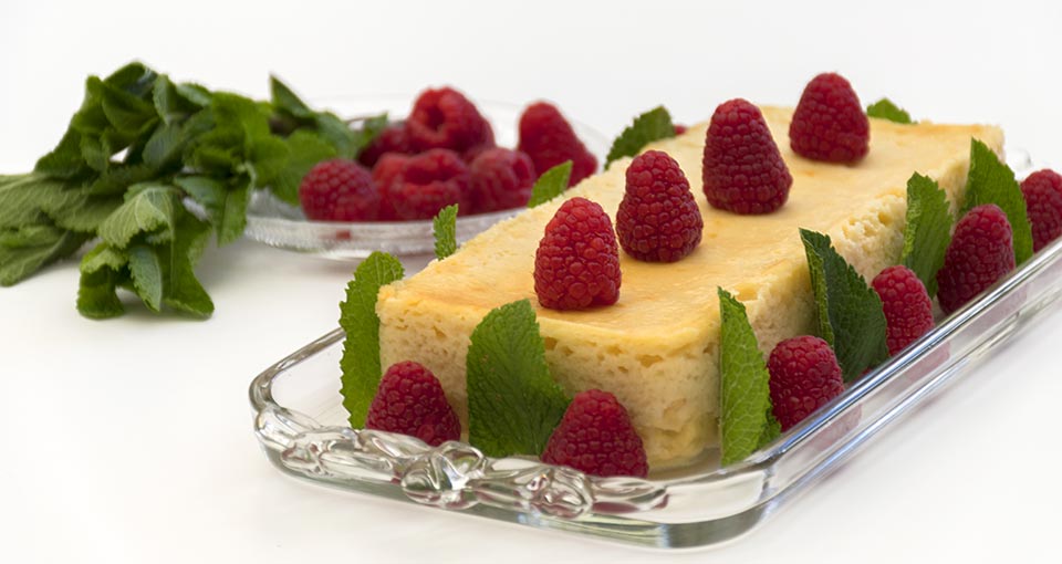 Tarta helada de Queso Manchego Las Terceras D.O.P. y frambuesas
